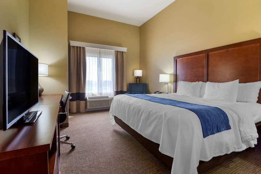 Comfort Inn & Suites Mandan - Bismarck 2