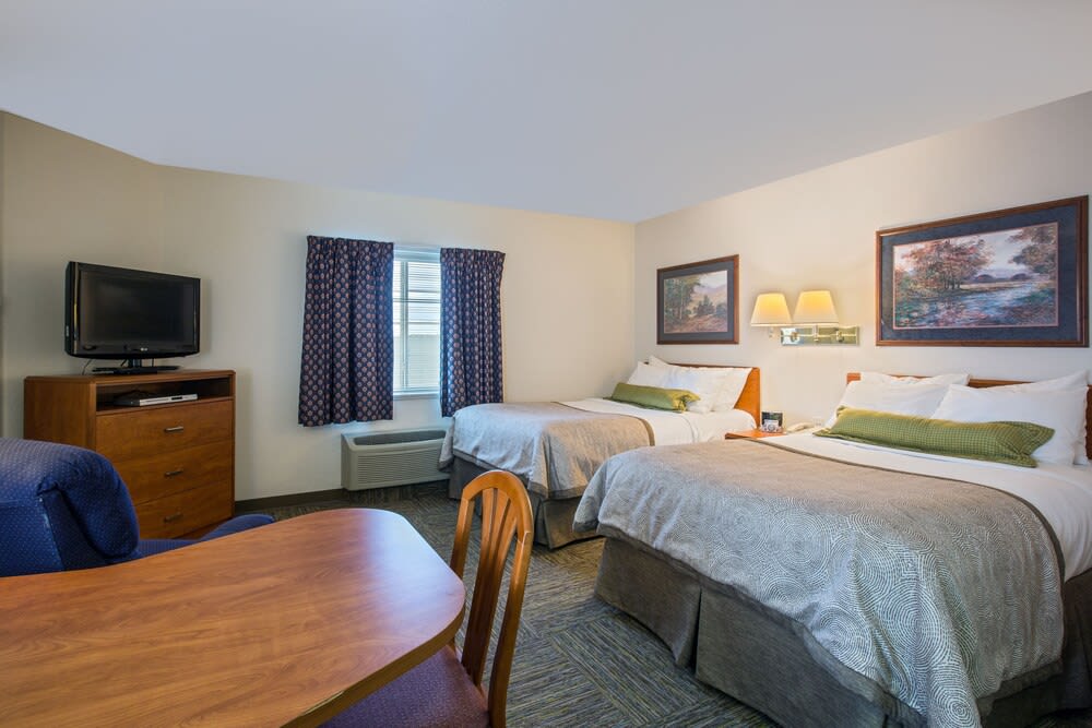 Candlewood Suites Appleton, an IHG Hotel 4