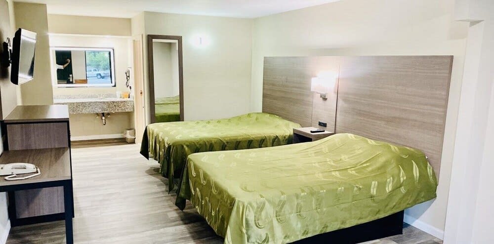 Brentwood Inn & Suites 2