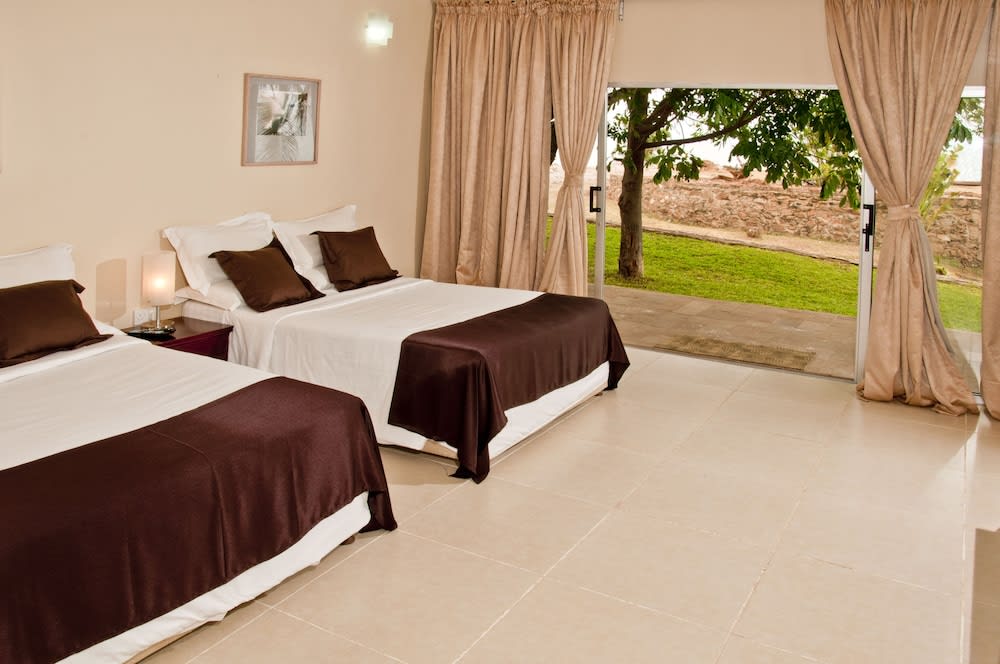 Lake Safari Lodge 2
