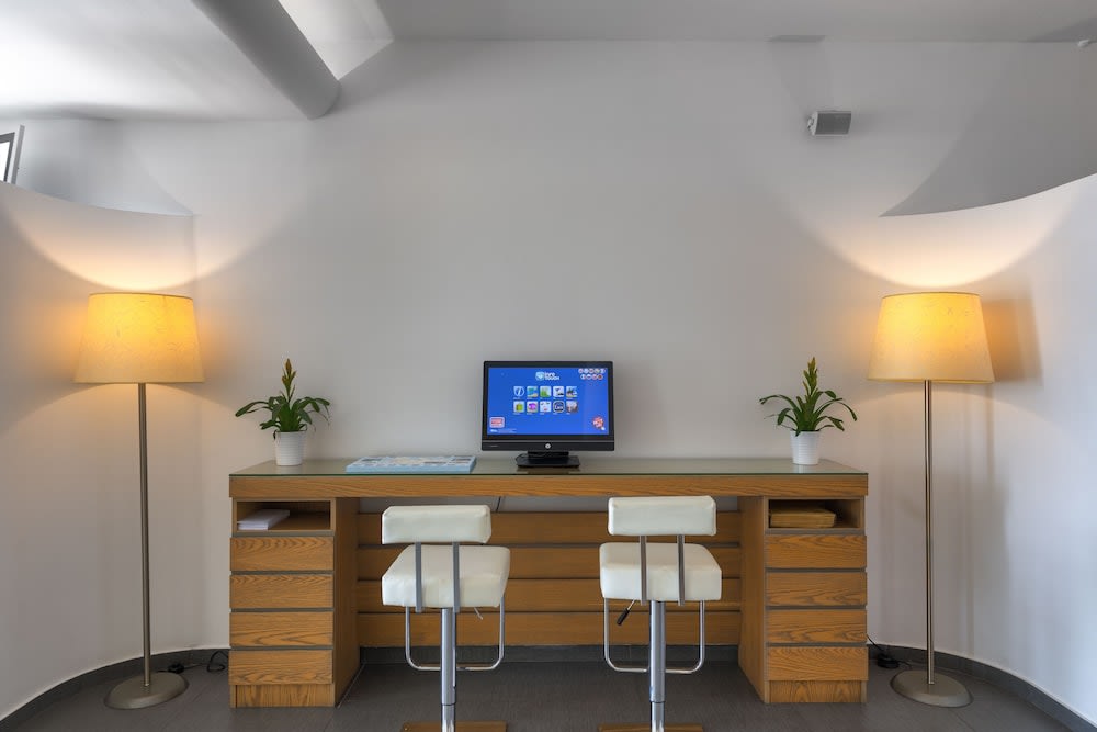 Lithos by Spyros & Flora 2