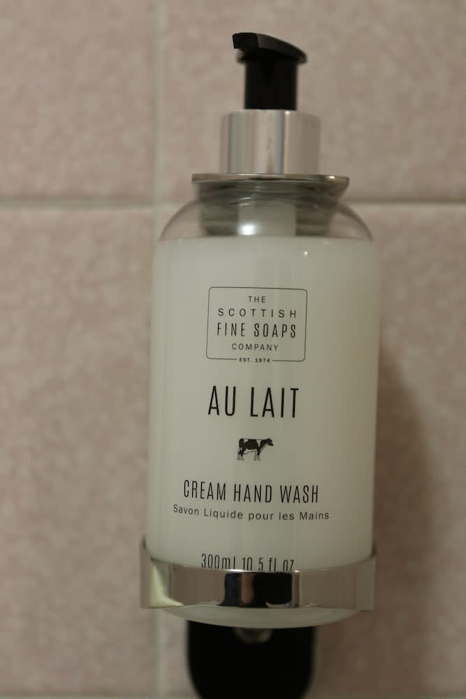 Leven House Bed and Breakfast 2