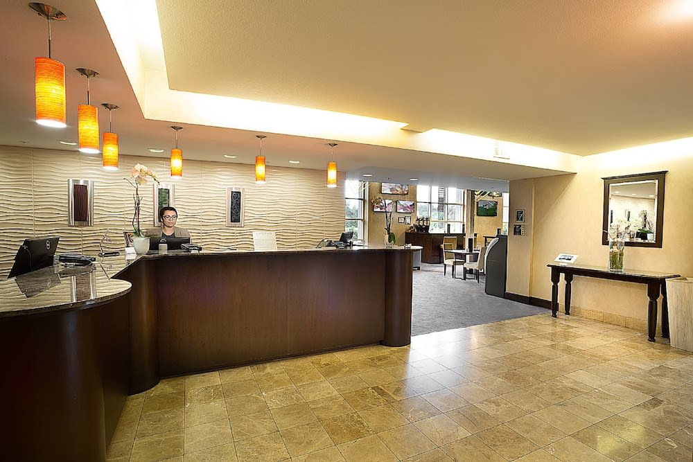 Cupertino Hotel 2