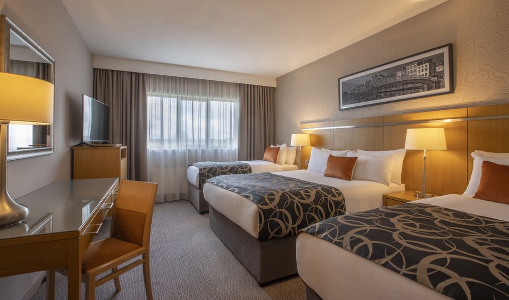 Clayton Hotel Liffey Valley 3