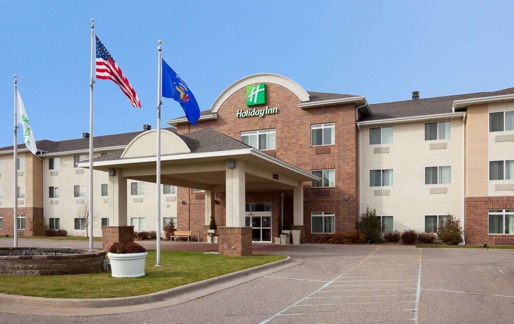 Holiday Inn CONFERENCE CTR MARSHFIELD by IHG 1