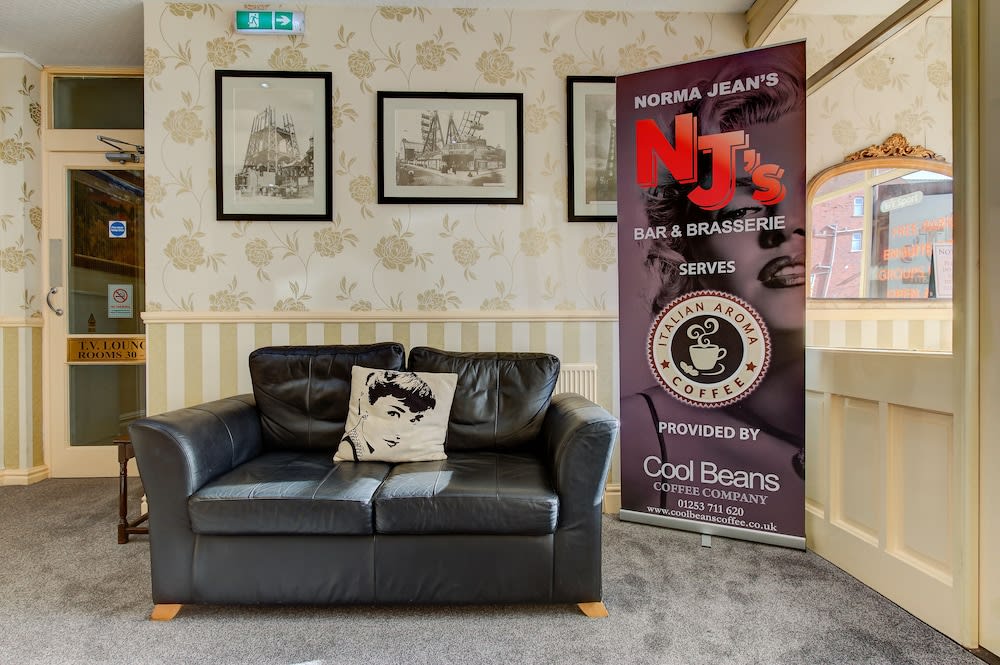 The Sandringham Court Hotel & Apartment Welcoming Large and Small Groups for 16 years 2