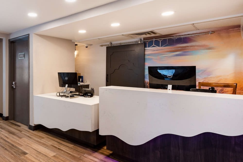 Best Western Fishkill Inn & Suites 4