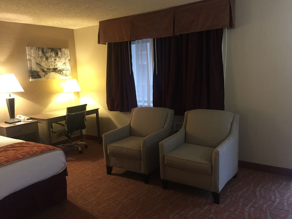 MHO INN and SUITES 2