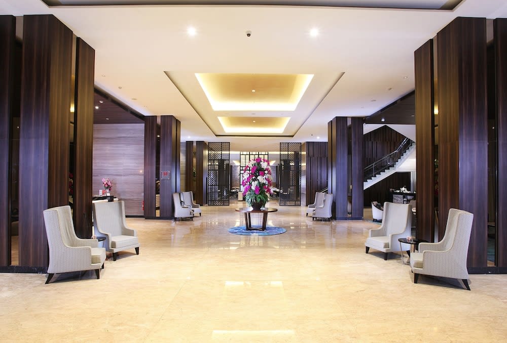 Swiss-Belhotel Karawang 2