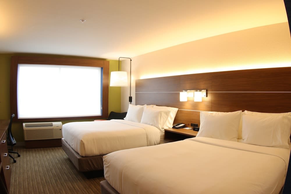 Holiday Inn Express & Suites DETROIT NORTHWEST - LIVONIA by IHG 2