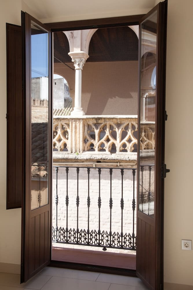 Guzman El Bueno Suites 5