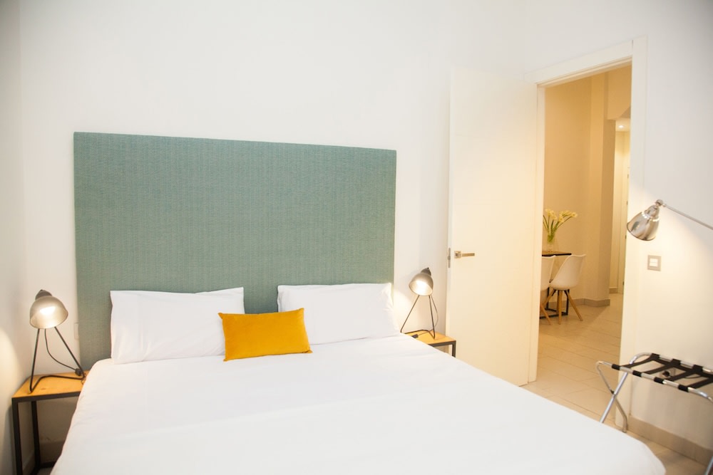 Guzman El Bueno Suites 2