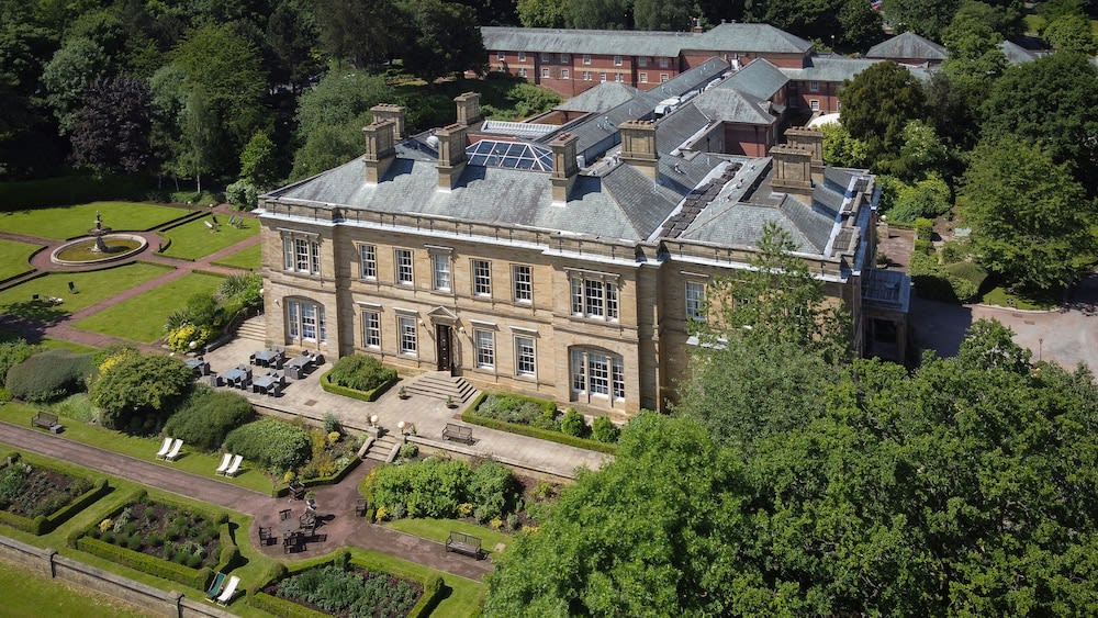 Oulton Hall Hotel, Spa & Golf Resort 1