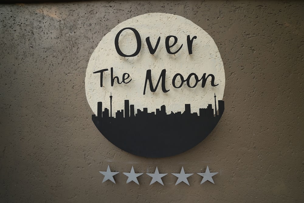 Over The Moon Guesthouse 1