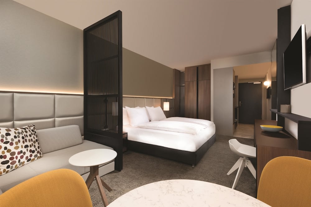 Adina Apartment Hotel Frankfurt Westend 1