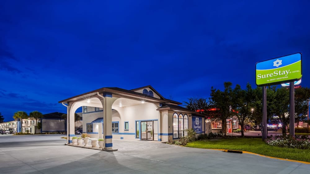 SureStay Hotel by Best Western Jacksonville South 1
