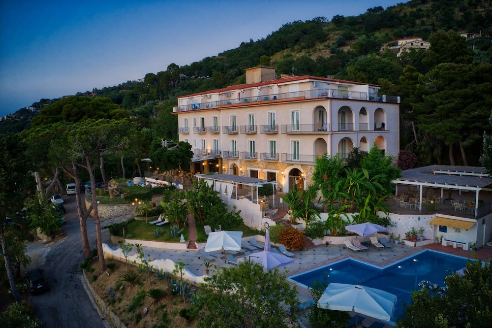 Hotel Garden Riviera 1