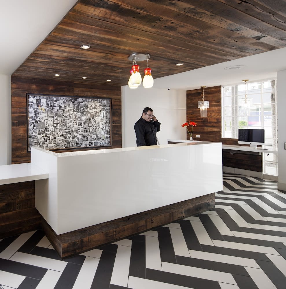 Inn at Venice Beach 2