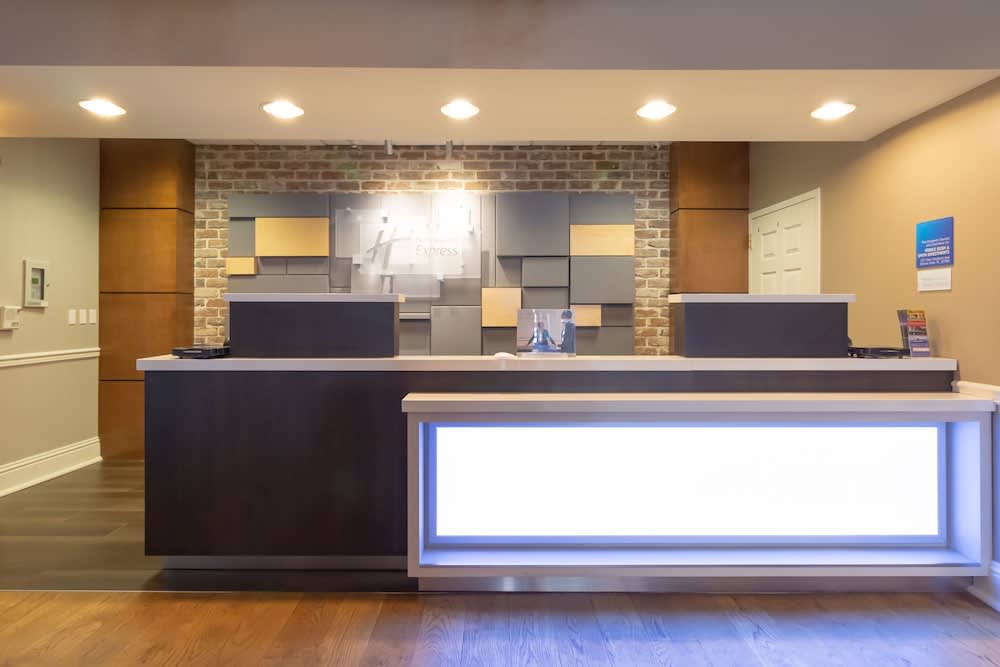Holiday Inn Express SAVANNAH-HISTORIC DISTRICT by IHG 2