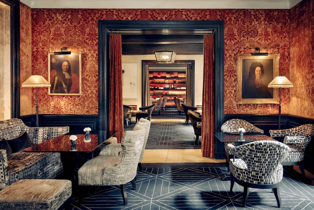 Le Pavillon de la Reine & Spa, Place des Vosges 2