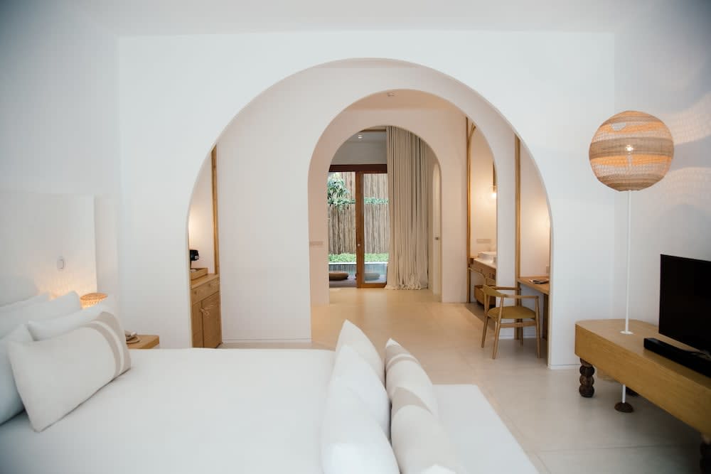 SALA Samui Chaweng Beach Resort 5