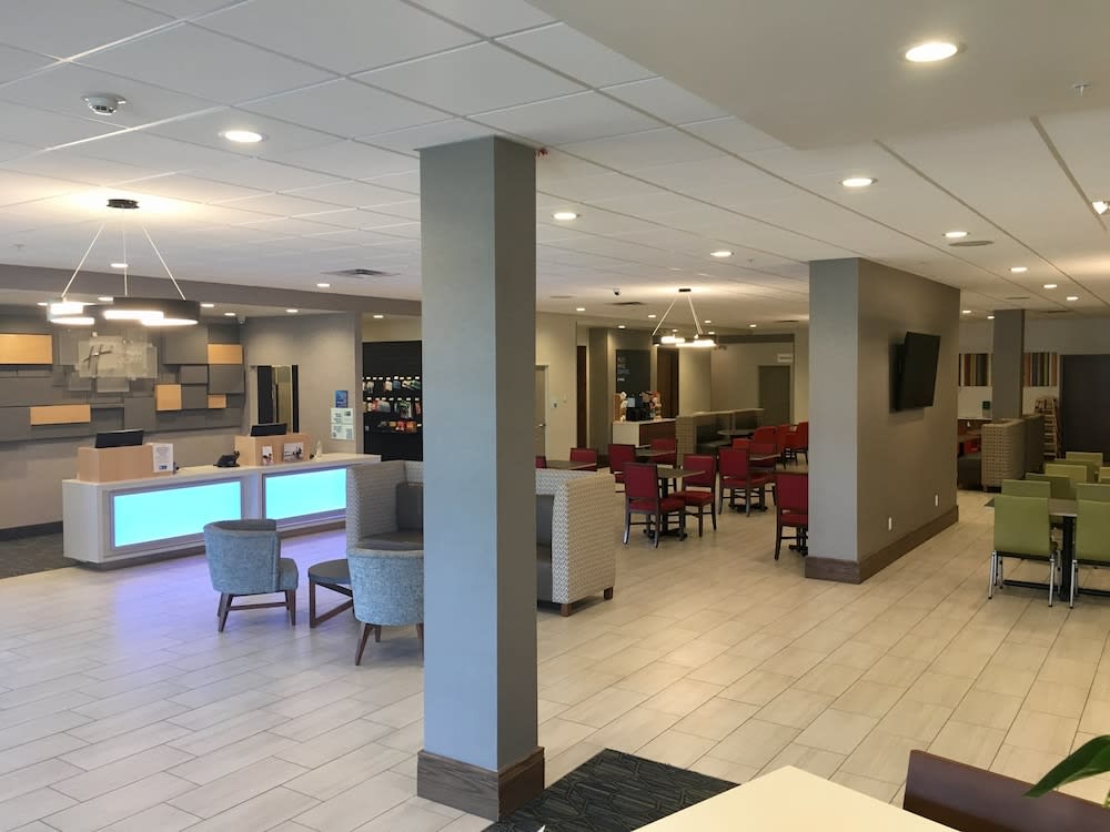 Holiday Inn Express GRAND ISLAND - NIAGARA FALLS by IHG 2
