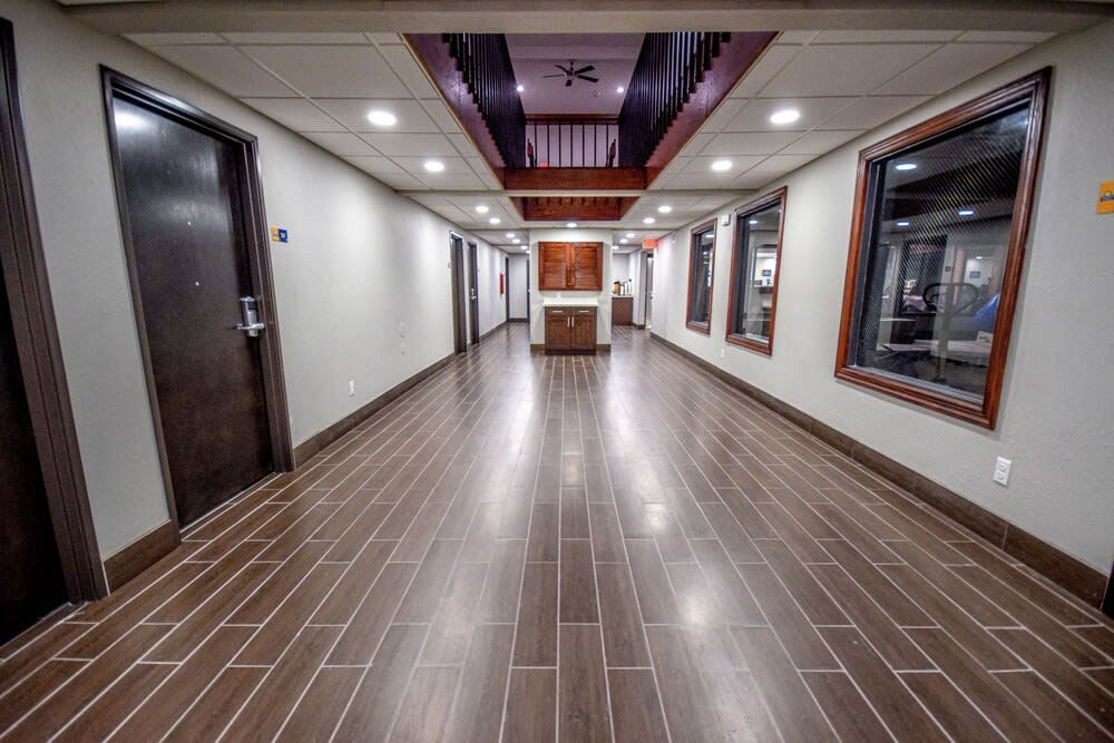 Days Inn & Suites by Wyndham Wisconsin Dells 2
