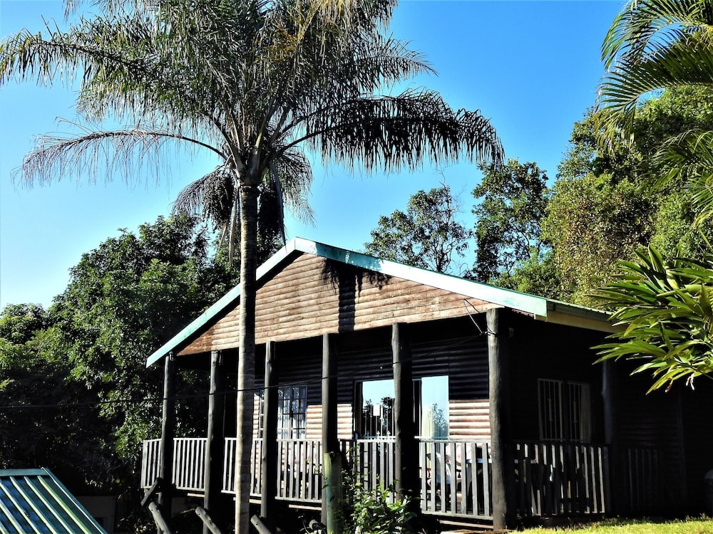 Viewpoint Lodge & Safari Tours 1