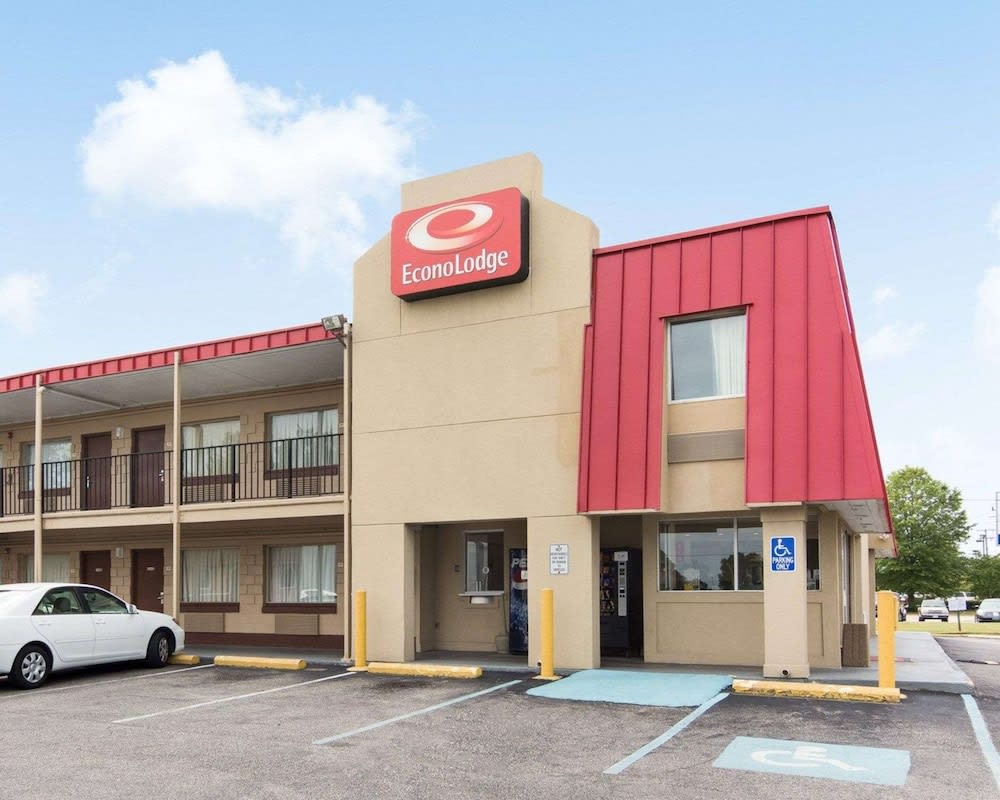 Econo Lodge Virginia Beach Town Center 1