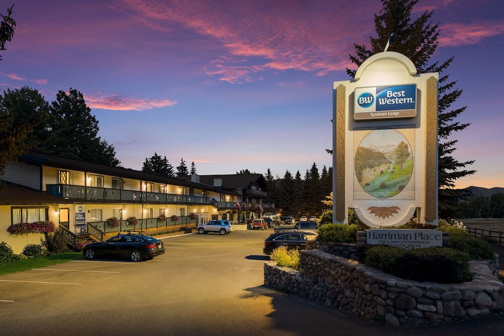 Best Western Tyrolean Lodge 1