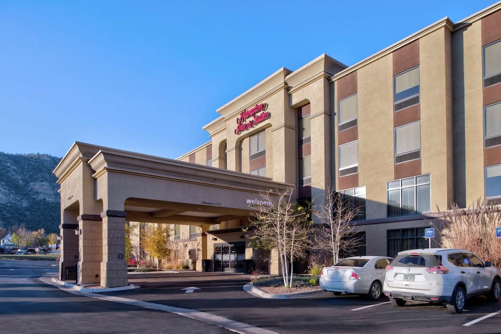 Hampton Inn & Suites Rifle 1