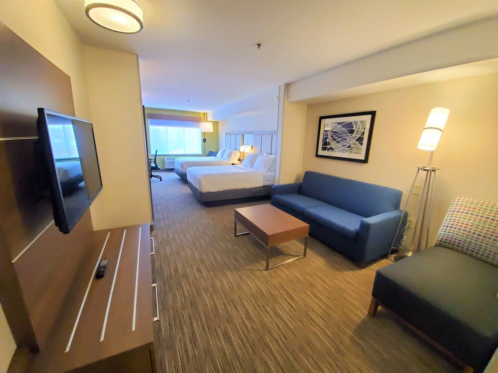 Holiday Inn Express & Suites SEATTLE NORTH - LYNNWOOD by IHG 2