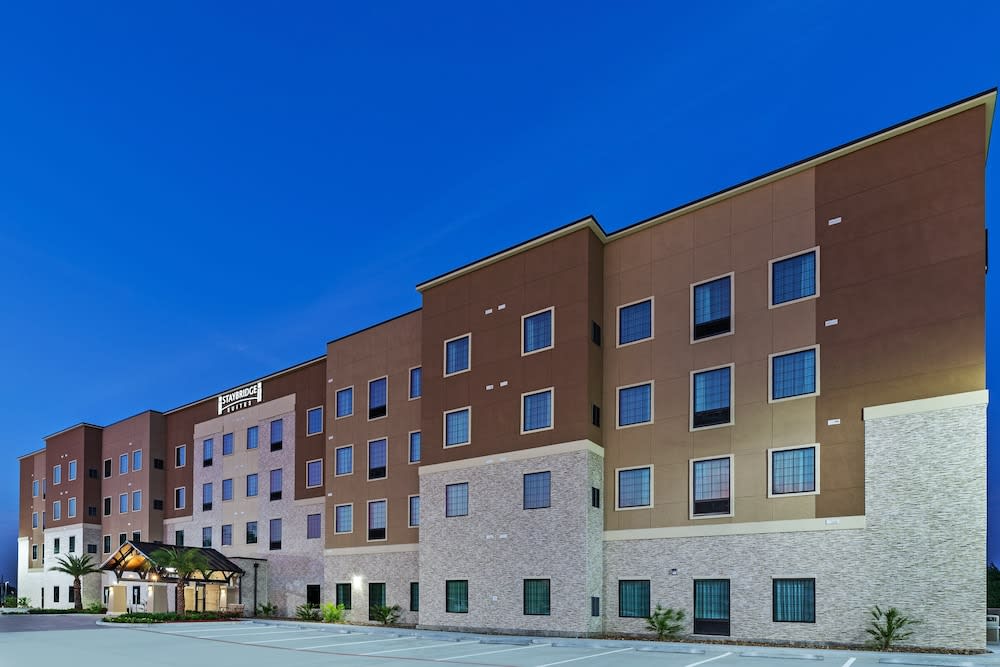 Staybridge Suites IAH AIRPORT EAST by IHG 1