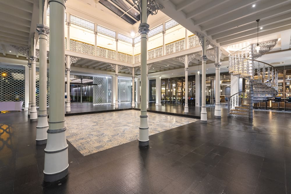 Ramada Plaza by Wyndham Chao Fah Phuket 3