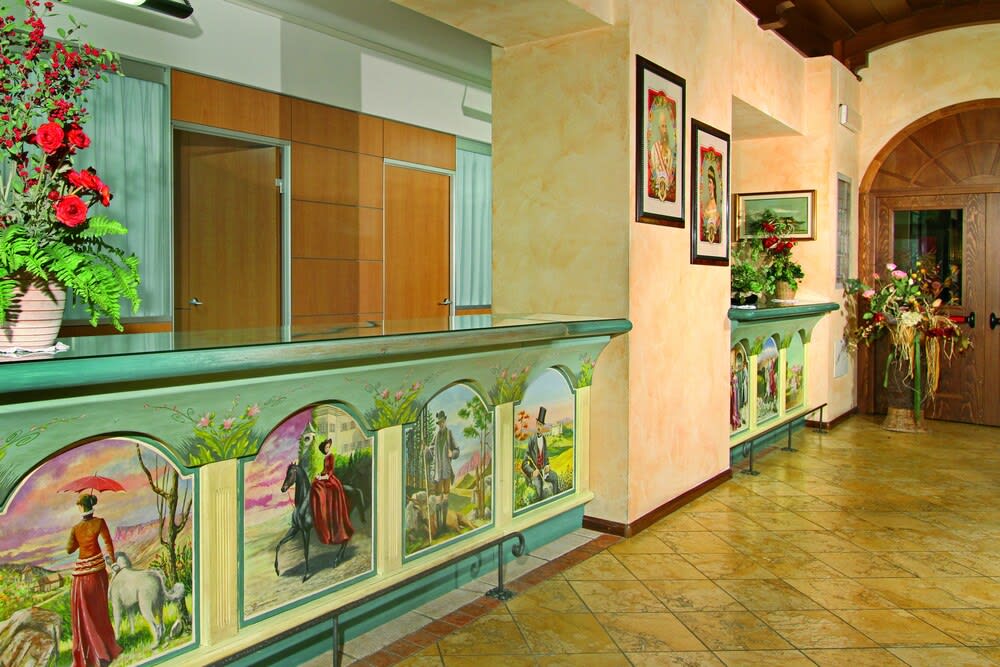 Hotel Dolomiti Schloss 2