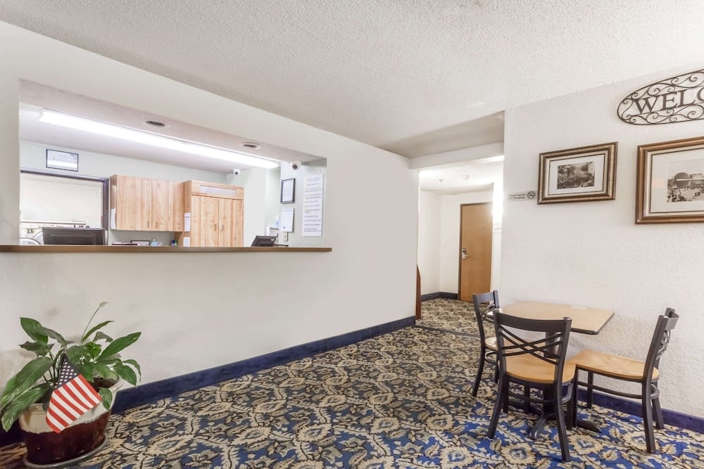 Super 8 by Wyndham Norwich 2