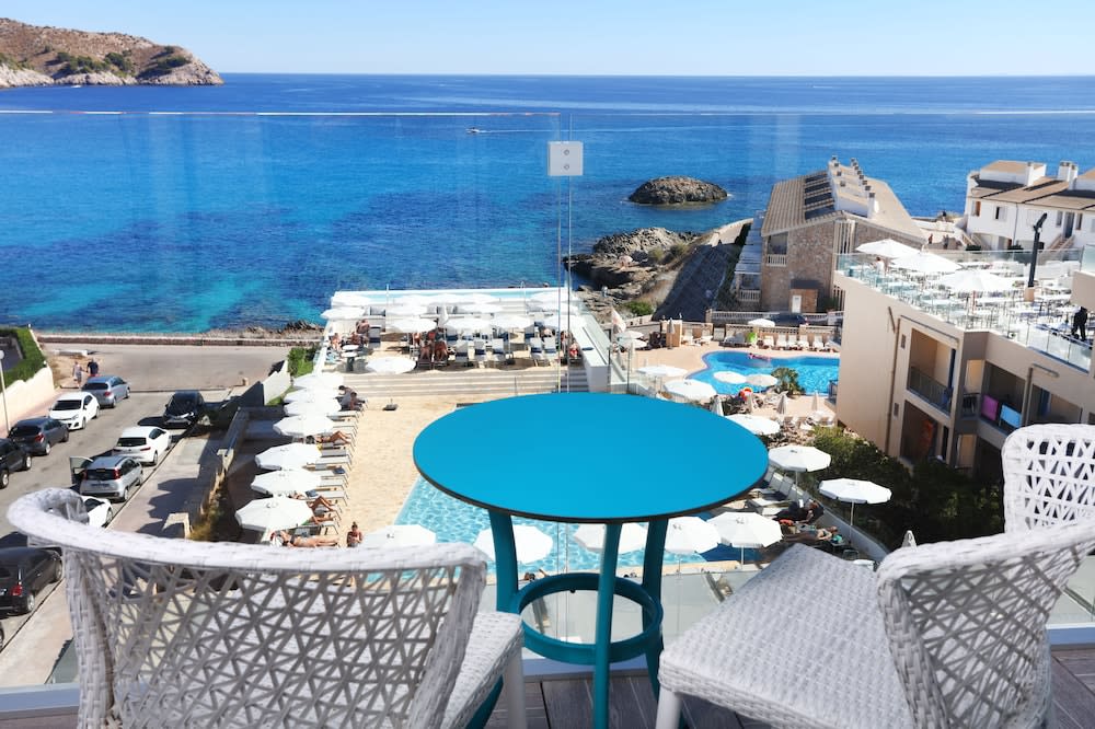 Mar Azul Pur Estil Hotel & Spa 1