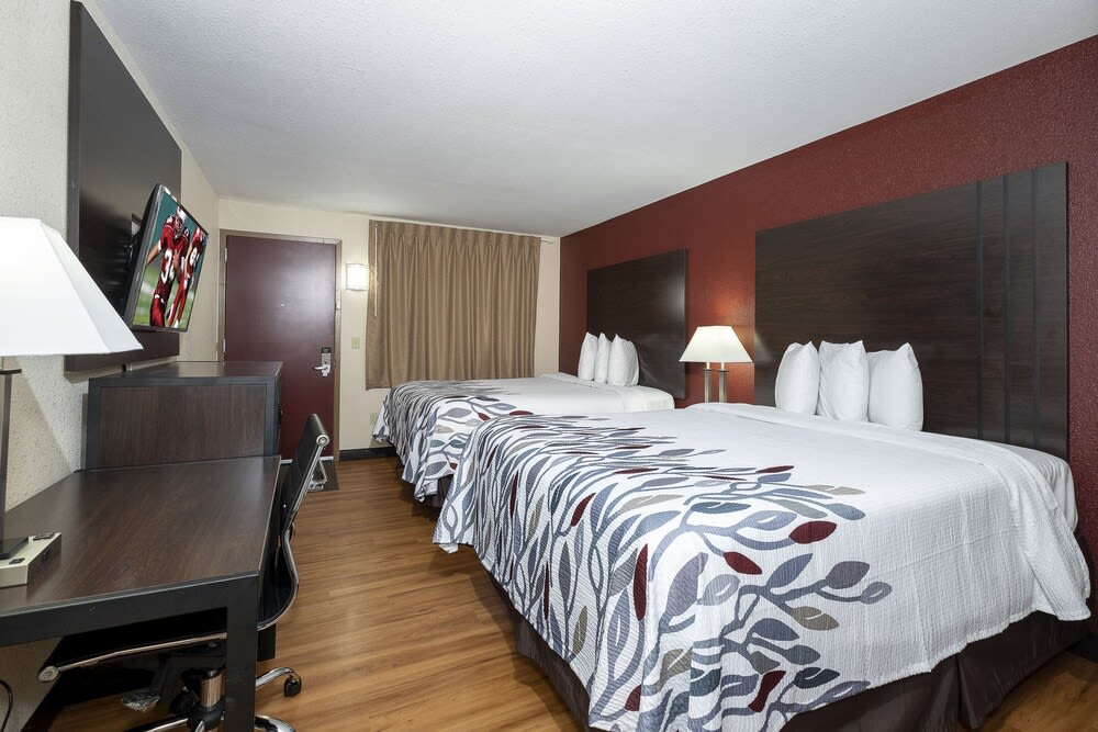 Red Roof Inn Freehold 1
