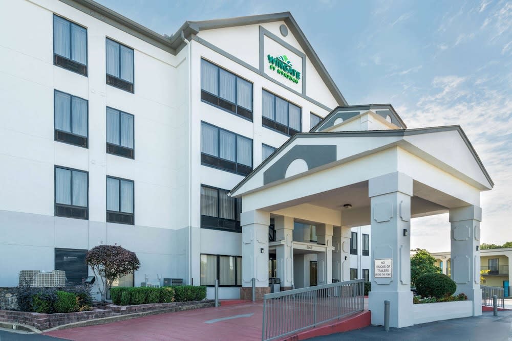 Wingate by Wyndham Memphis East 1