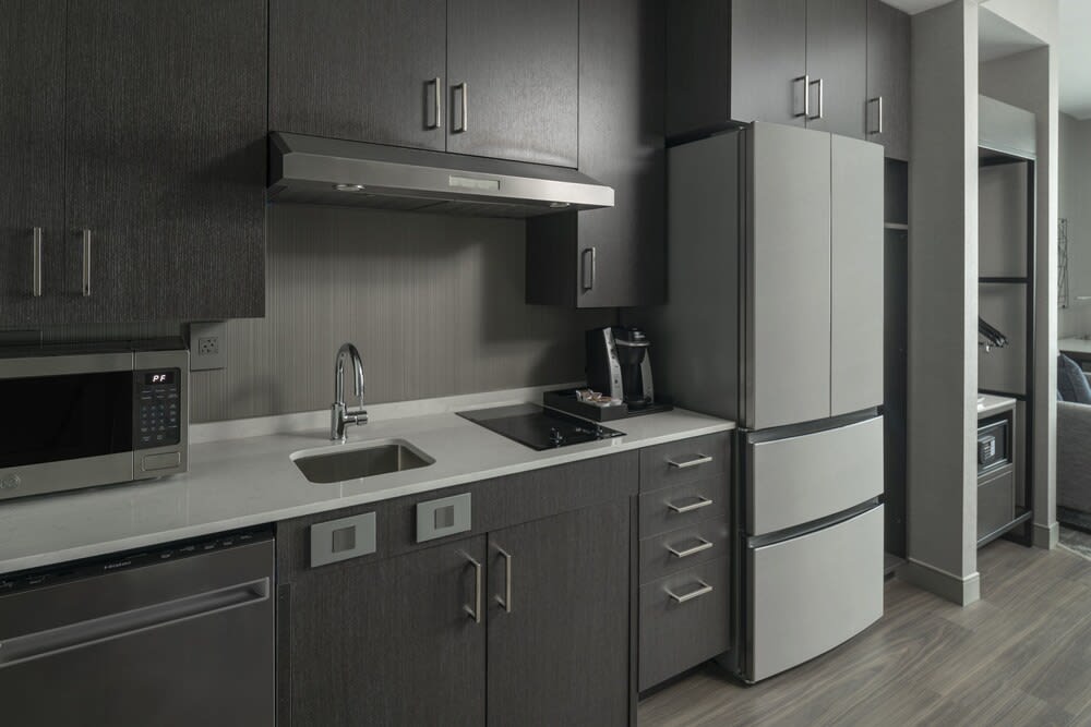 Staybridge Suites BOSTON LOGAN AIRPORT - REVERE by IHG 4