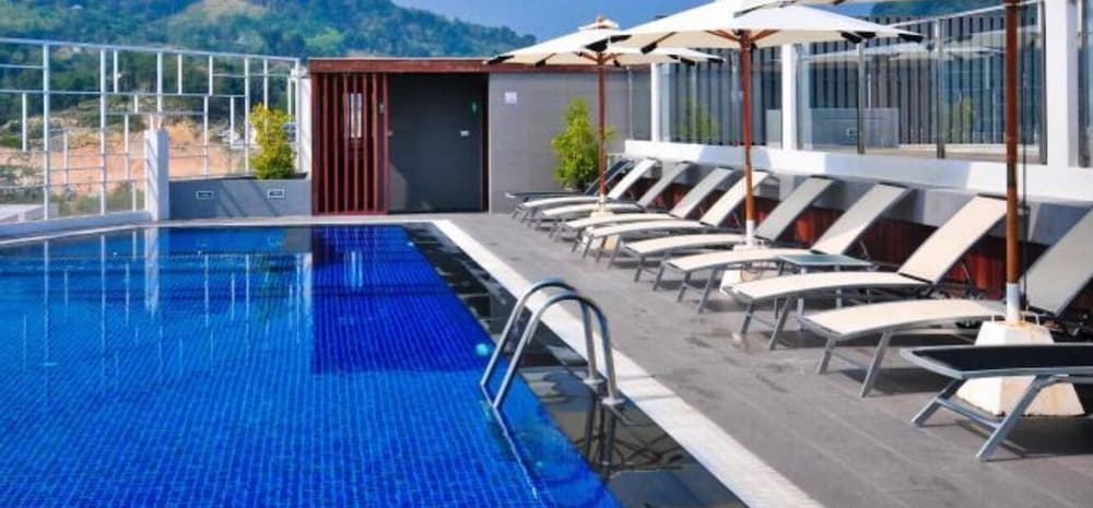 ASHLEE Heights Hotel Patong 1