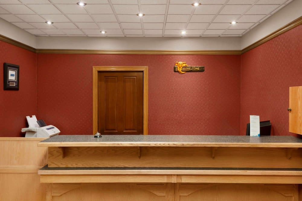 Travelodge by Wyndham Quesnel BC 2