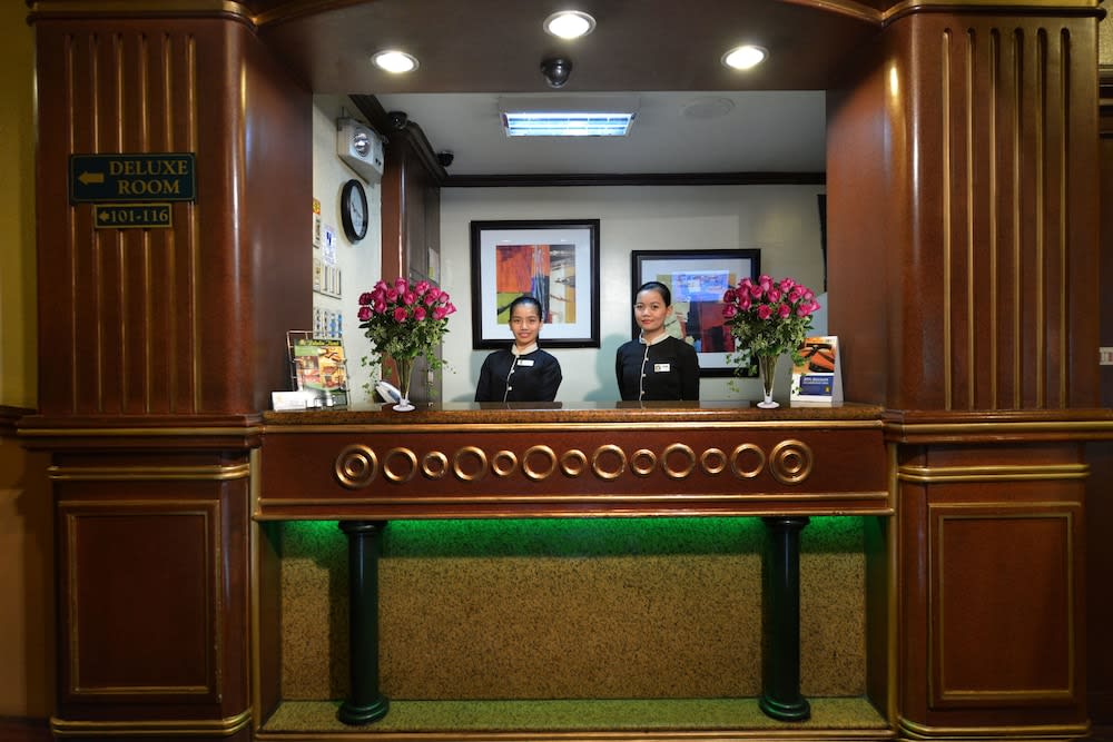 Paladin Hotel 2