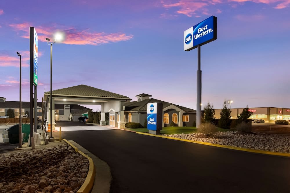 Best Western Grants Inn 1