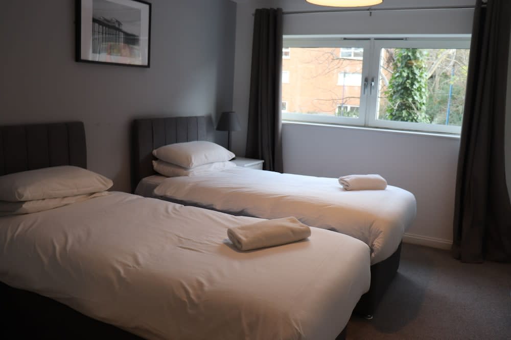 Century Wharf by Urban Space 5