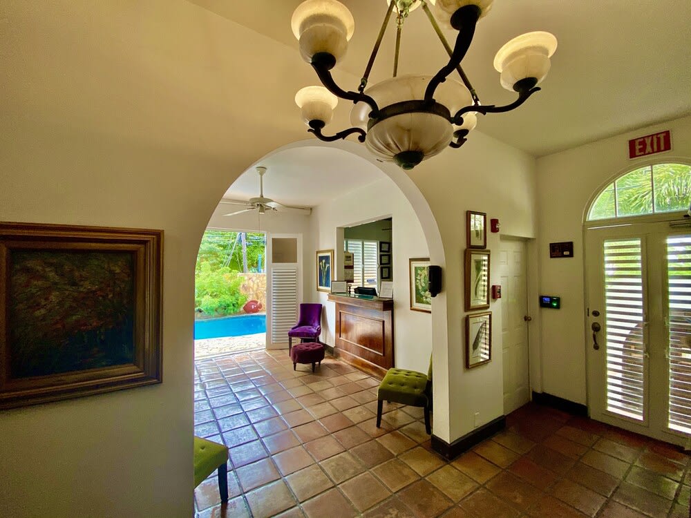 At Wind Chimes Boutique Hotel Ocean Park