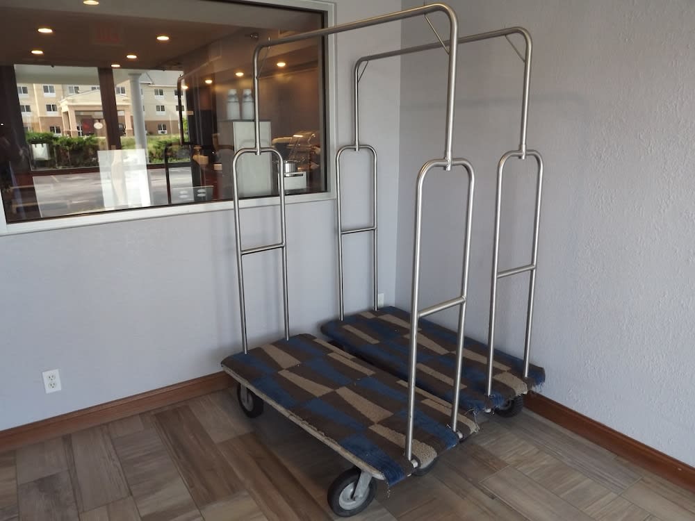 MICROTEL Inn and Suites - Ames 2
