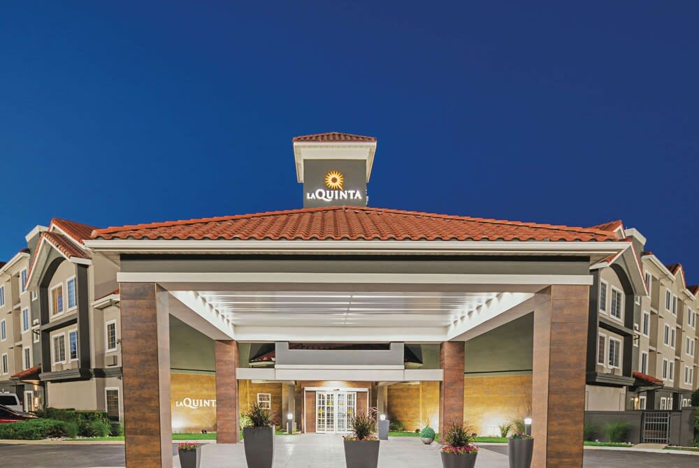 La Quinta by Wyndham Fort Worth North 1