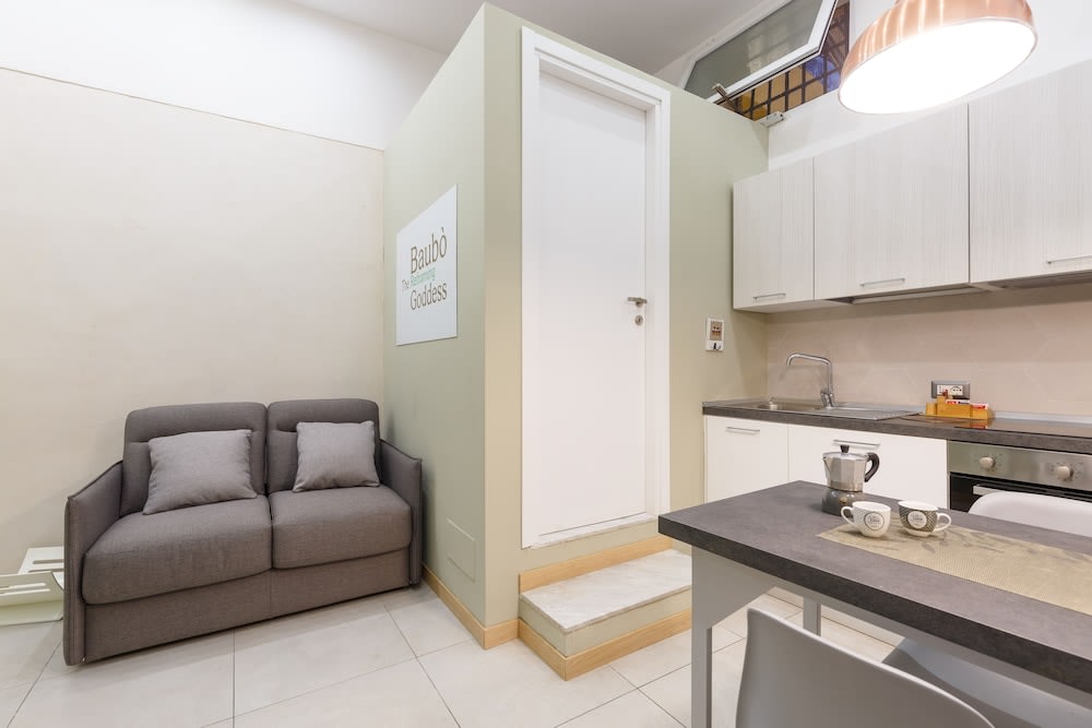 Baubo - S. G. Armeno by Napoliapartments 1