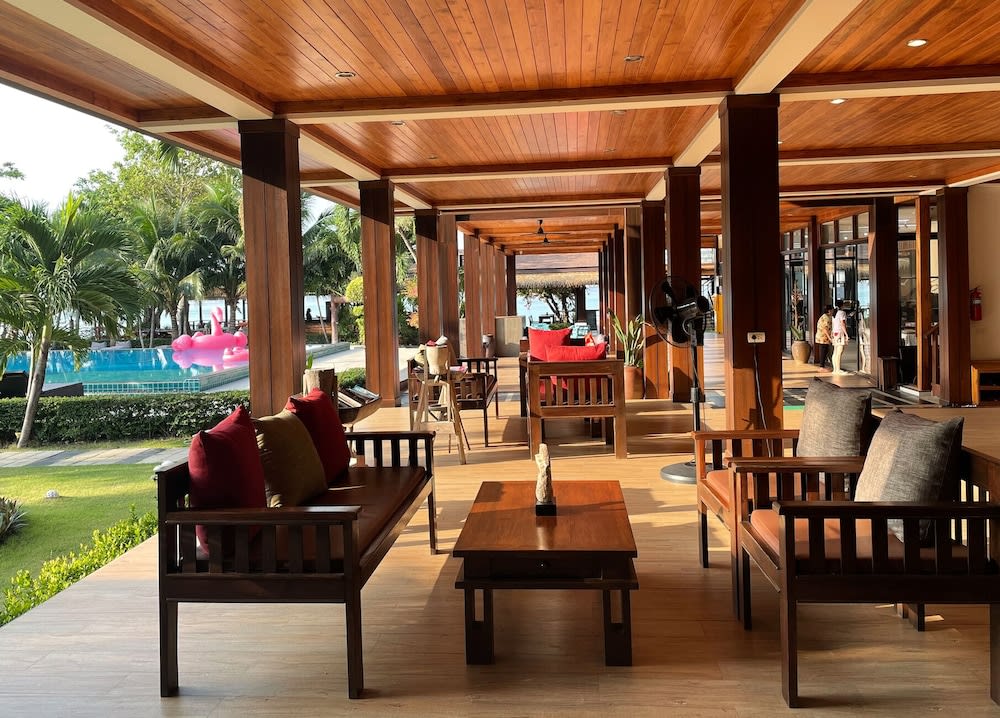 Phi Phi Villa Resort 4